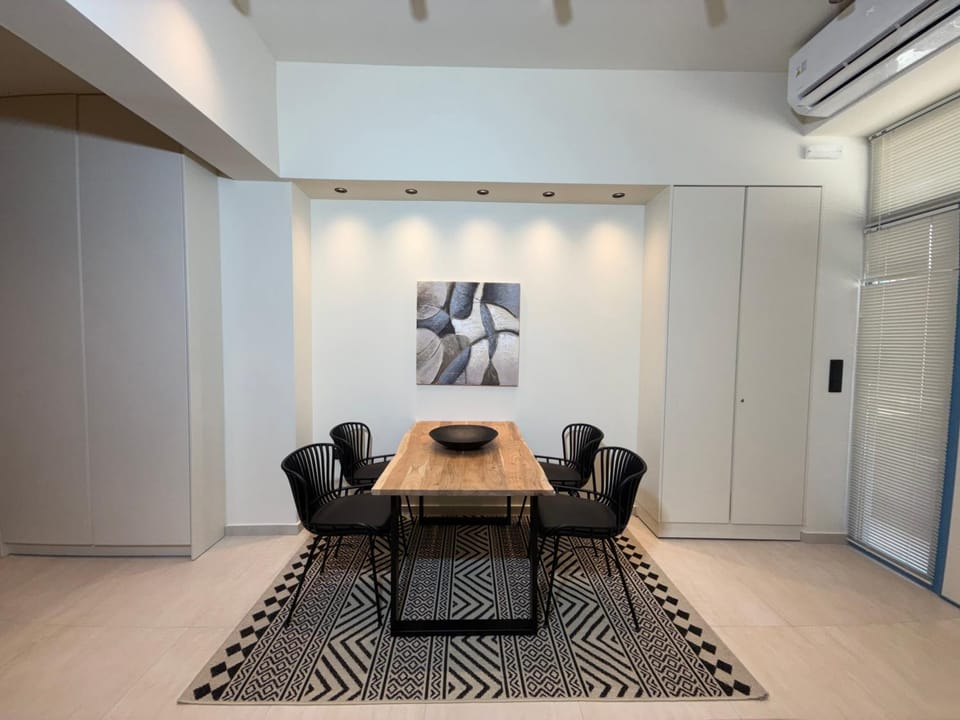 Kálm I - Curated Stays in the Historic Center Apartment in Messenia