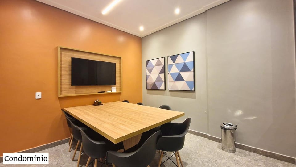 Meeting/conference room