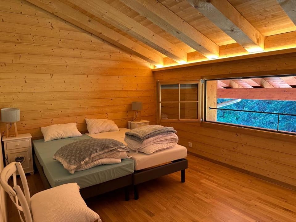 PetitChevrier - 6BR Spacious Chalet in Villars - Designed for Accessibility Chalet in Ollon