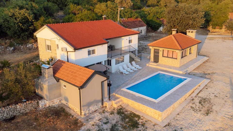 Property building, Bird's eye view, Pool view, Swimming pool, Sunset, sunbed
