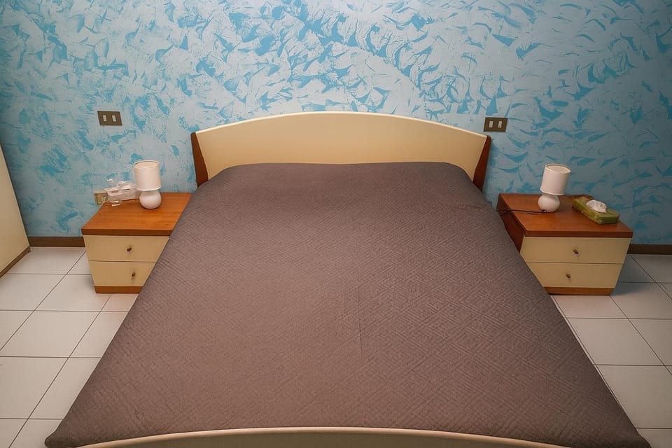 Garda Fiordaliso vista lago 4 posti letto Apartment in Desenzano del Garda