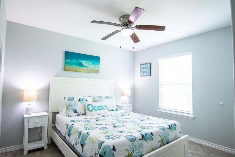 Off da Hook Private Heated Pool - Pet Friendly House in Port Aransas