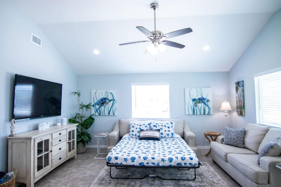 Off da Hook Private Heated Pool - Pet Friendly House in Port Aransas