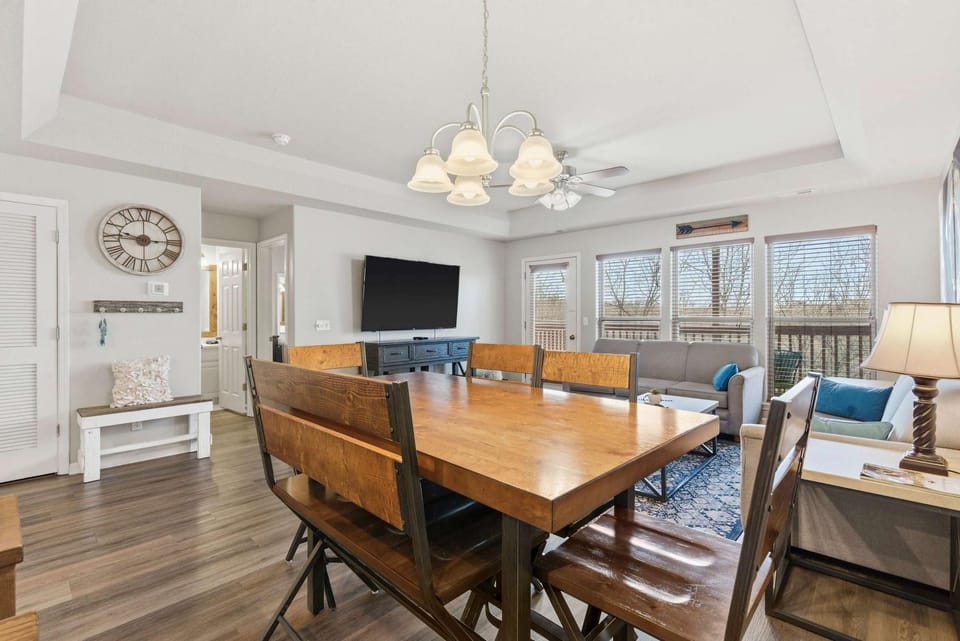 Oak Lane Escape - Branson - Resort Condo on Golf Course with Endless Amenities House in Table Rock Lake