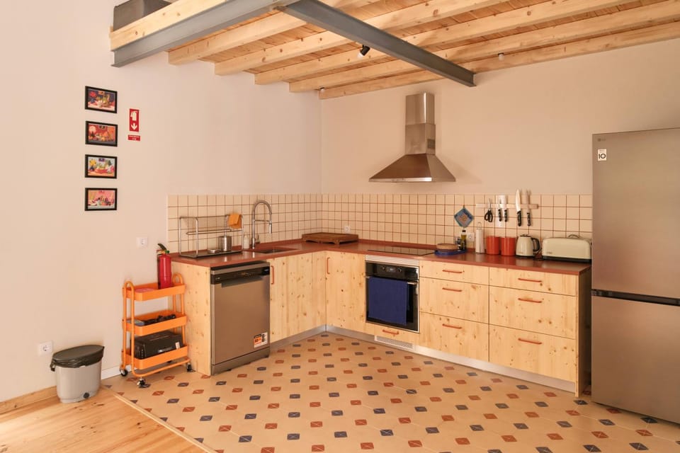 Kitchen or kitchenette, kitchen