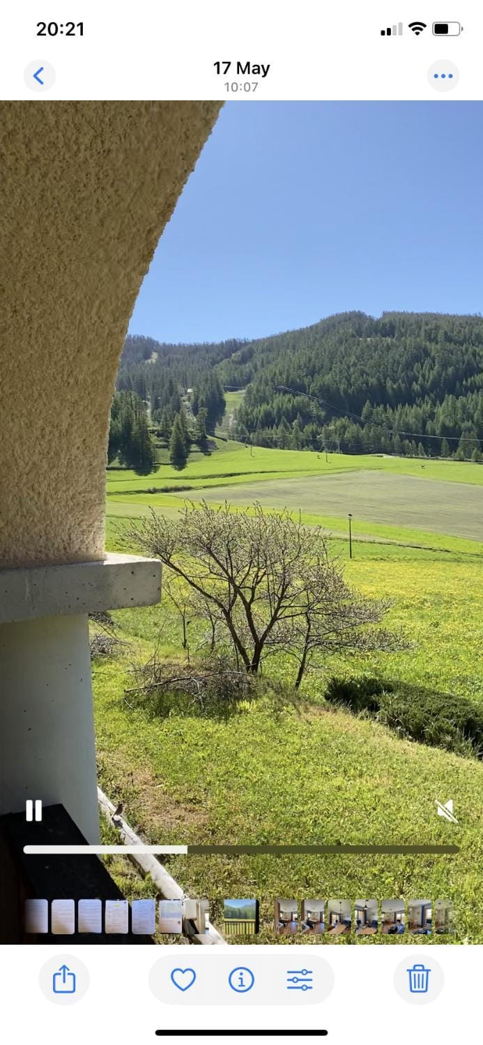 Day, Natural landscape, Skiing, Balcony/Terrace