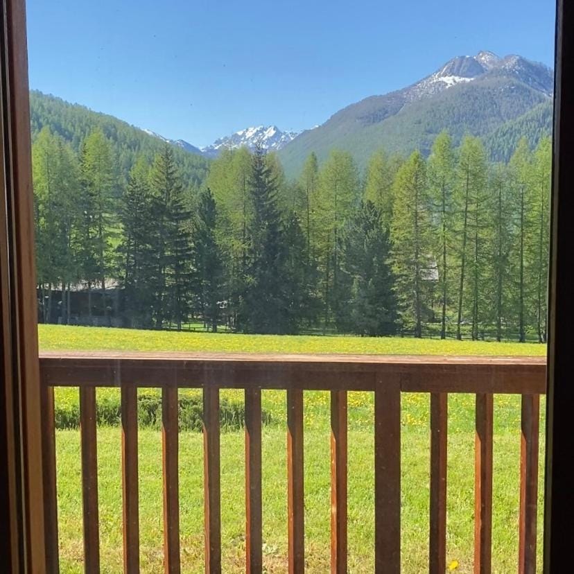 Natural landscape, Balcony/Terrace, Mountain view