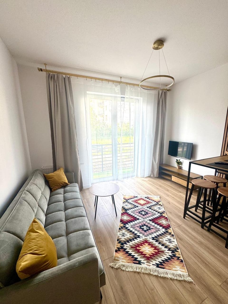 TV and multimedia, Living room