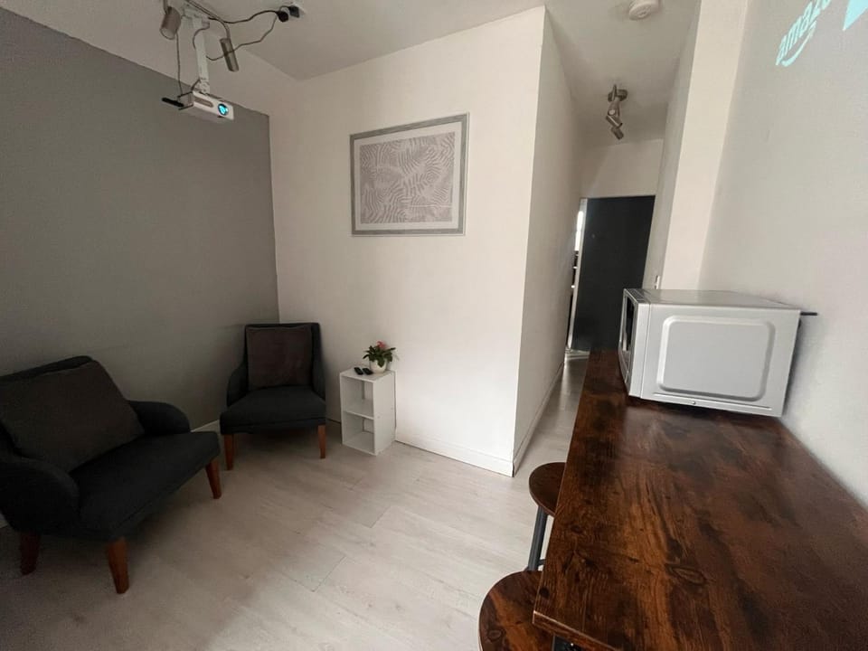 Small Central Apartment Apartment in London Borough of Hackney