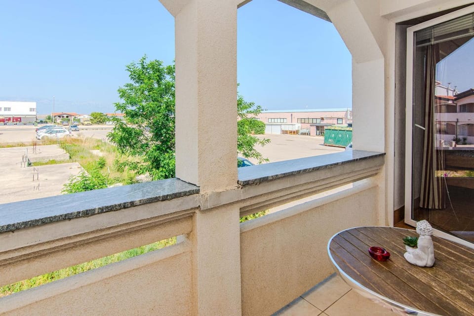 View (from property/room), Balcony/Terrace, Other, Seating area