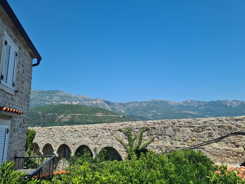 Old City Budva Bed and Breakfast in Budva