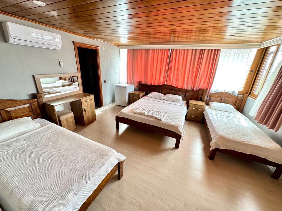FLOWER PANSıYON KEKOVA Vacation rental in Antalya Province