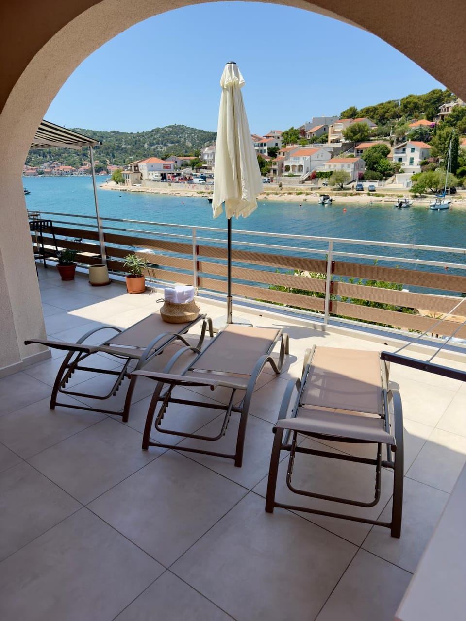 View (from property/room), Balcony/Terrace, Sea view