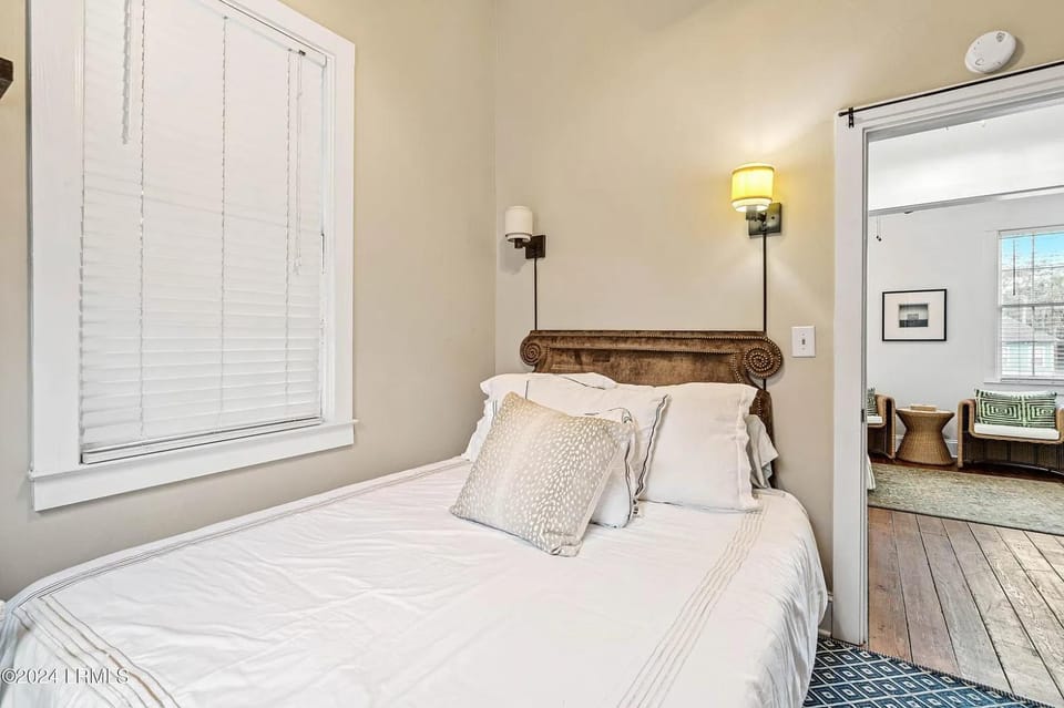 Harrington House- Short Walk to Downtown House in Beaufort