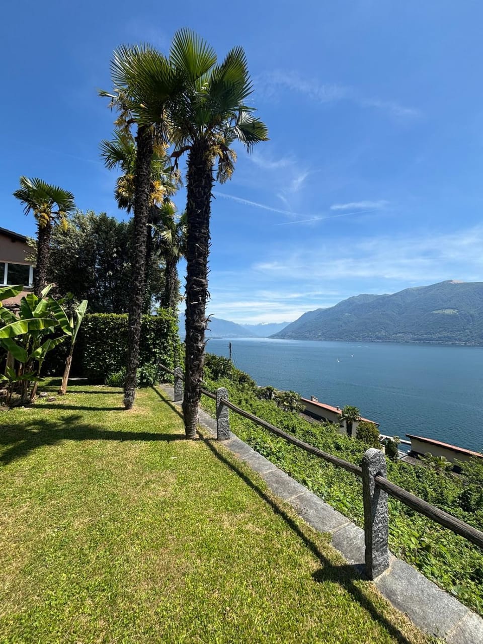 Garden view, Lake view, Sea view
