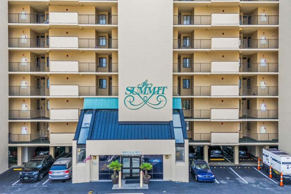 The Summit #9E - Oceanfront House in North Myrtle Beach