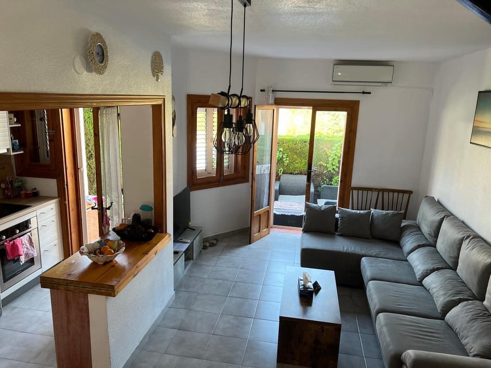 Casa blanca with pool House in Santiago de la Ribera