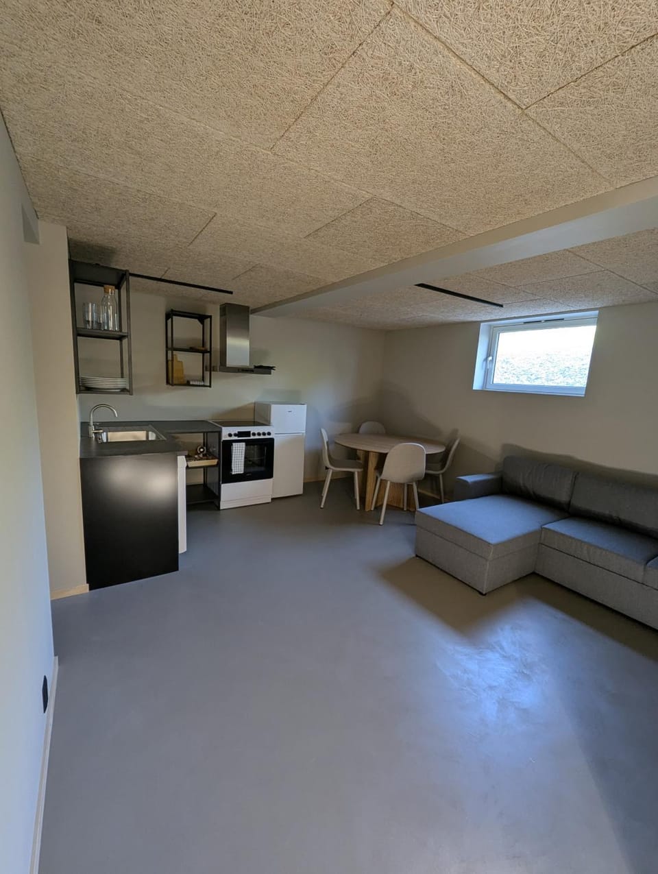 Kitchen or kitchenette, Living room, Dining area, oven, stove