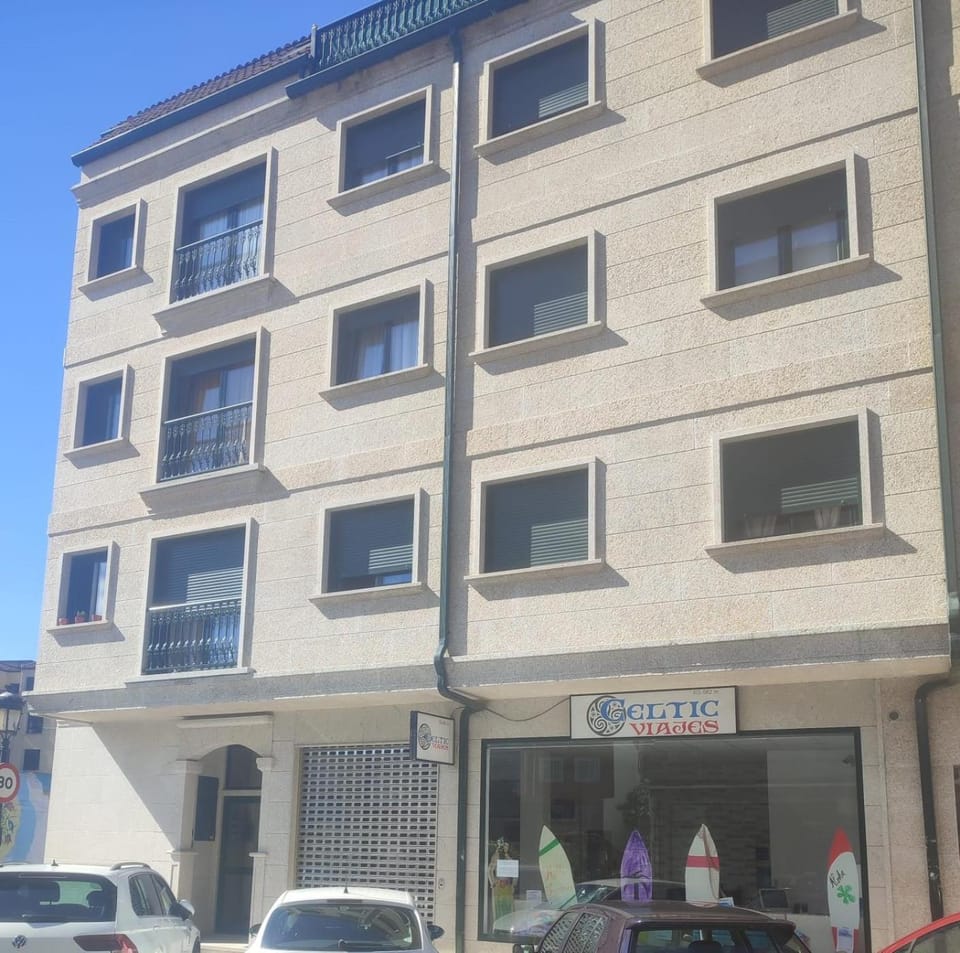 Property building, Location