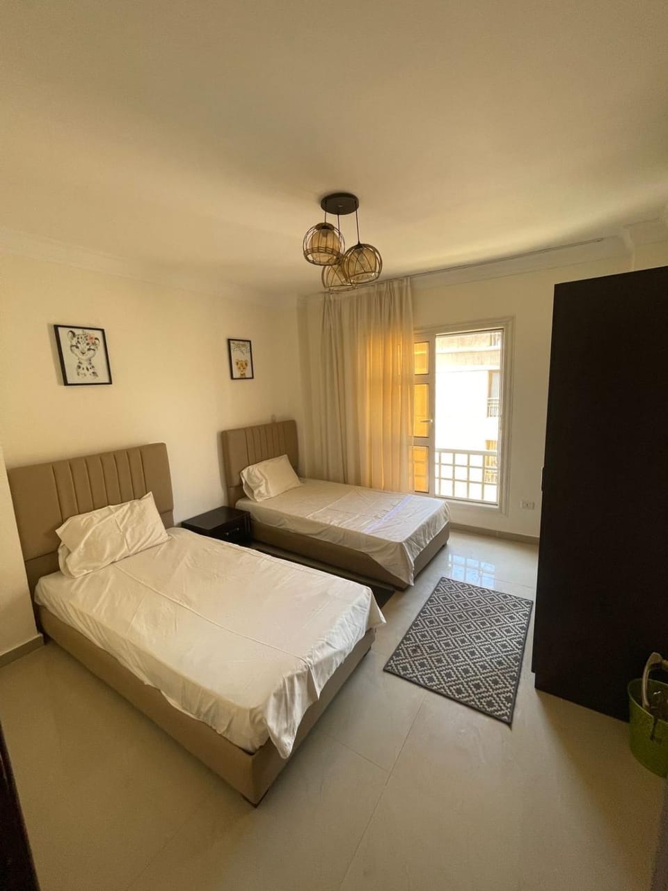 شقه في مدينتي غرفتين و صاله مكيفه مفروشه فندقي - Fully Furnished & Air-Conditioned 2-Bedroom Apartment with Large Living Room in Madinaty - 98 sqm Apartment in Cairo Governorate