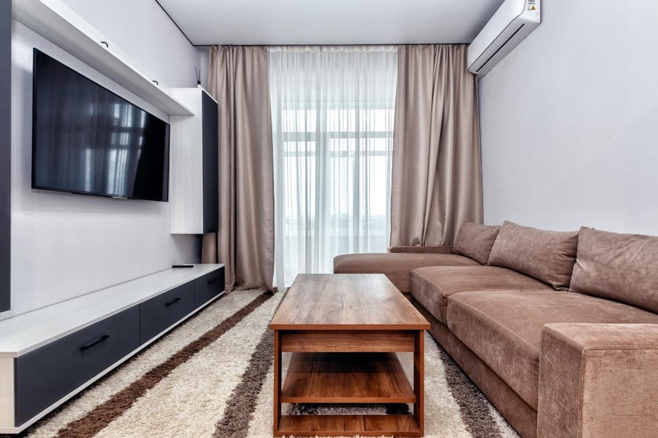 TV and multimedia, Living room, Seating area, air conditioner