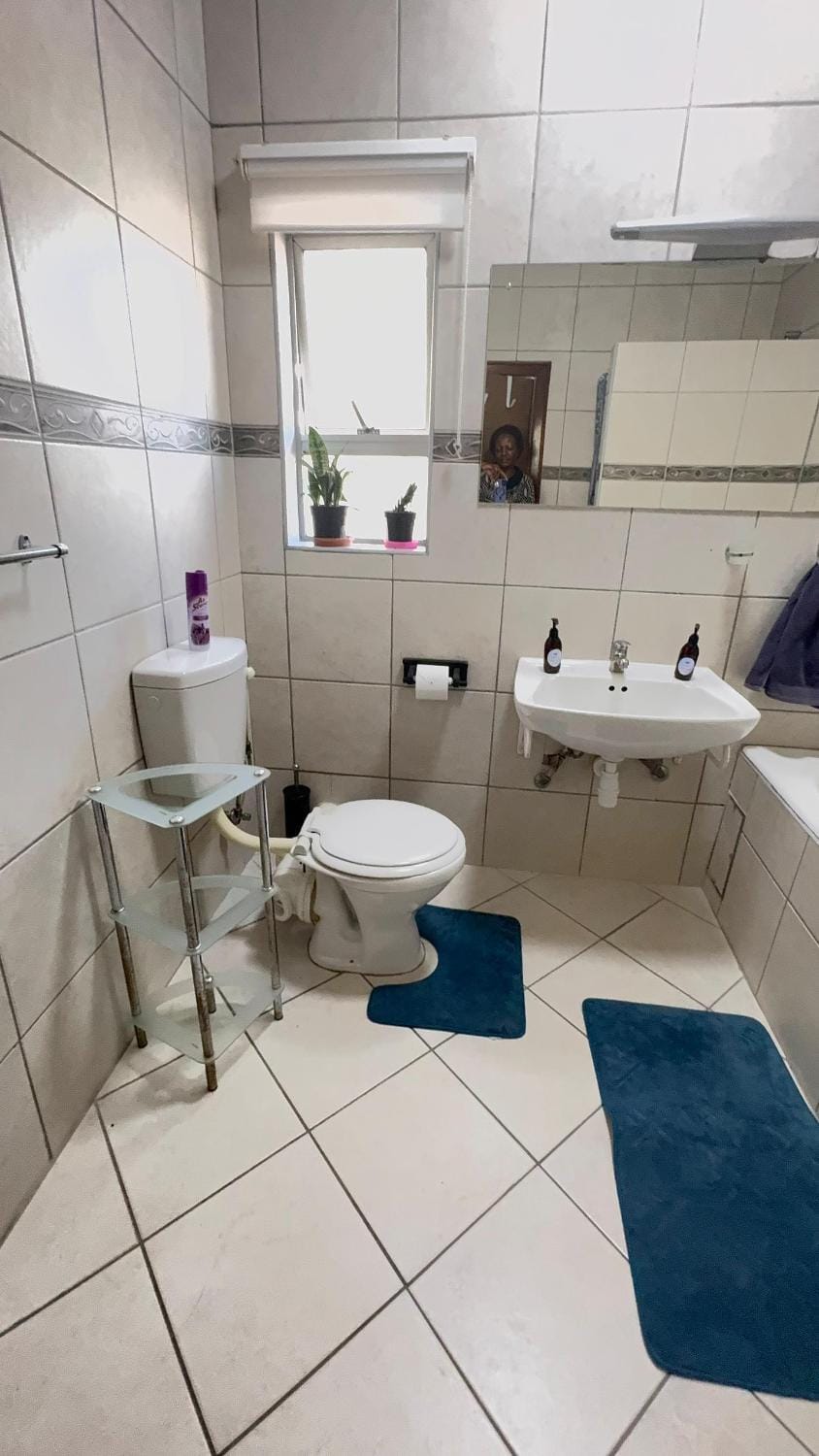 Toilet, Bathroom
