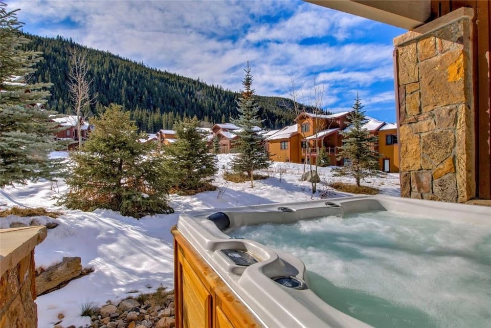 Hot Tub, Other