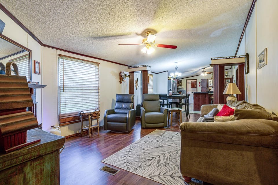 1 Mi to Lake Texoma: Peaceful Kingston Getaway House in Lake Texoma