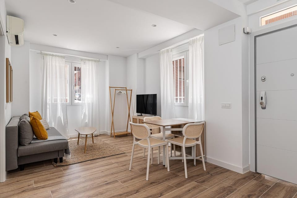 Waou Quintana - Ciudad Lineal Apartment in Madrid
