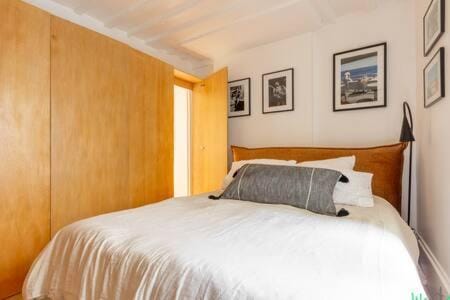 Rochechouart 7 - LB - Elegance and comfort in 9e Apt for 3 people Apartment in Paris