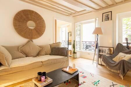 Rochechouart 7 - LB - Elegance and comfort in 9e Apt for 3 people Apartment in Paris
