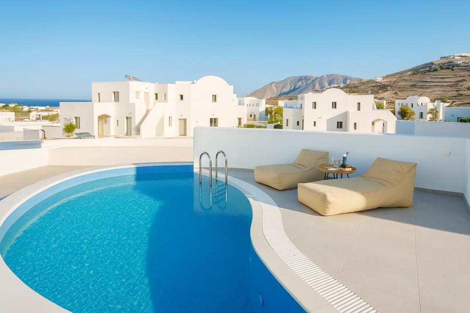 Patio, Day, Pool view, Swimming pool