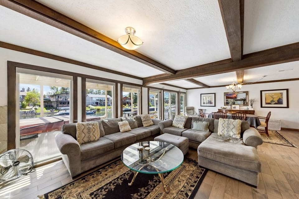 2148 Inverness Drive home House in South Lake Tahoe