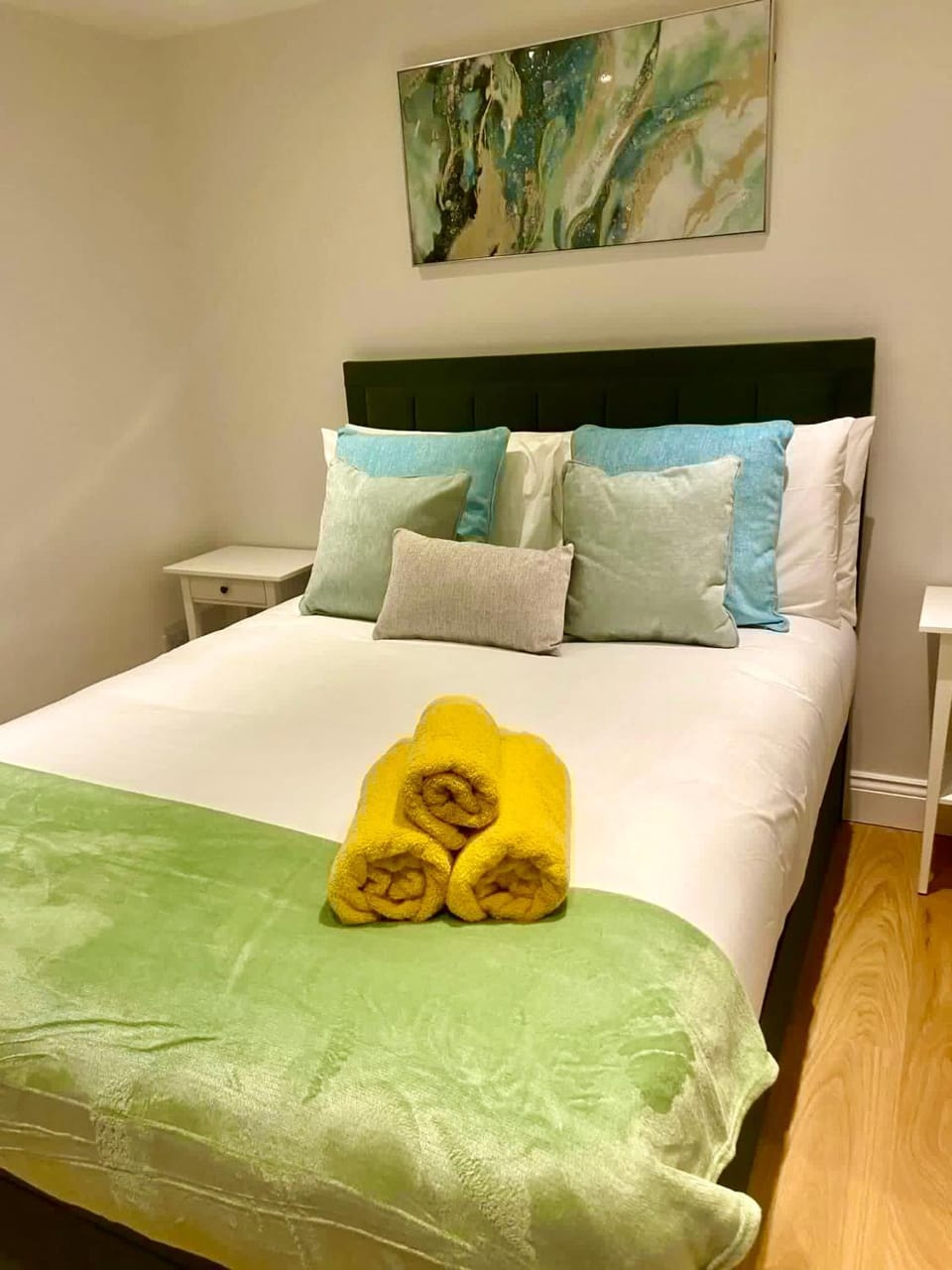 Luxury Penthouse 2-Bedrooms Private Apartment in London