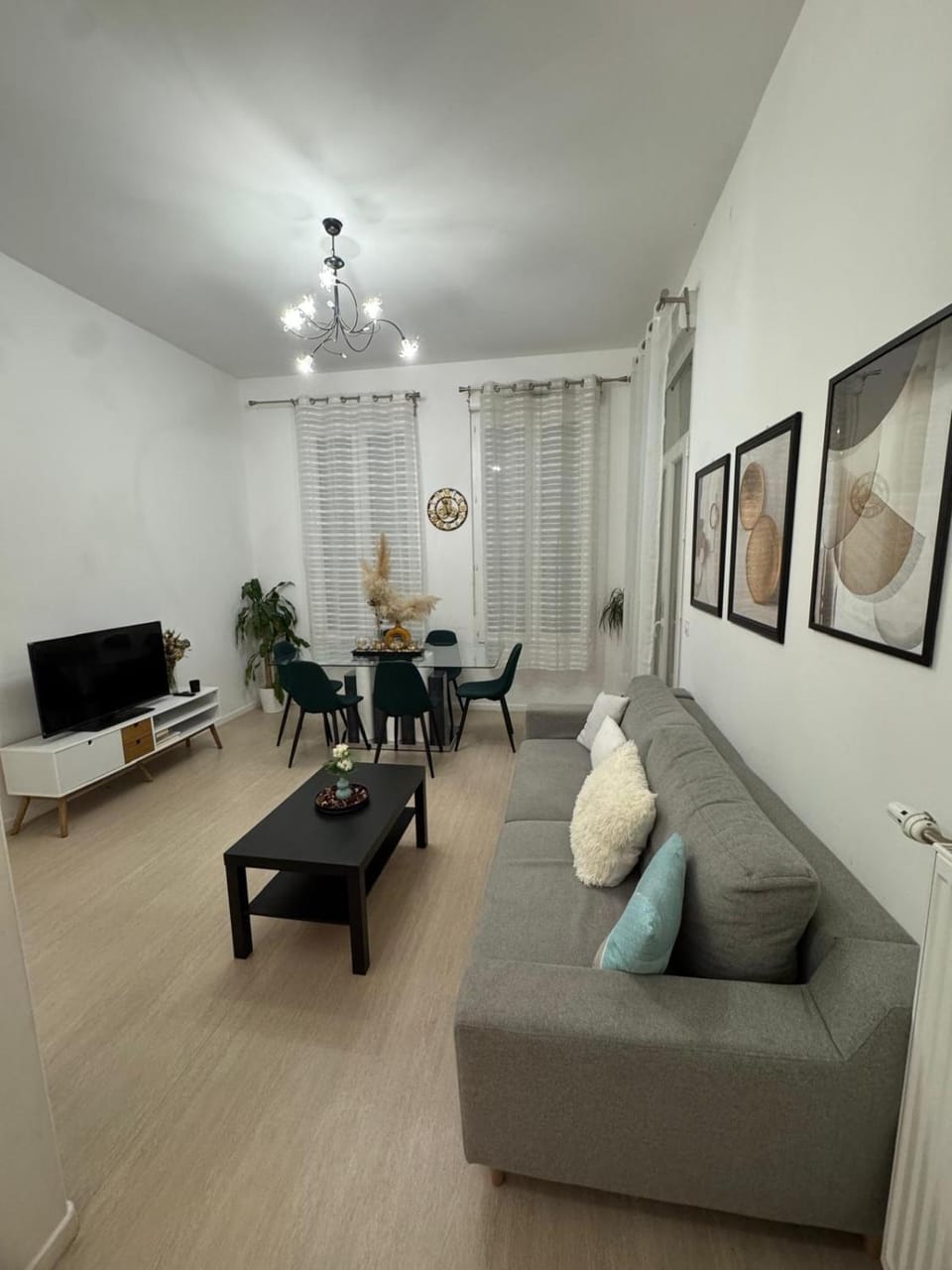 Appartement chaleureux de 2 chambres Apartment in Corbeil-Essonnes