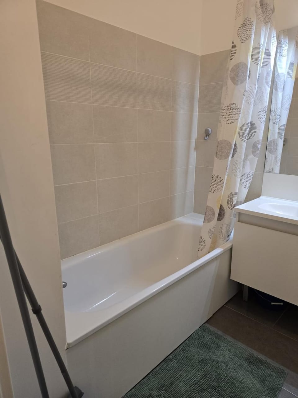 Appartement chaleureux de 2 chambres Apartment in Corbeil-Essonnes