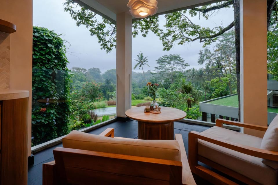 Natural landscape, Garden, Balcony/Terrace, Seating area, Garden view