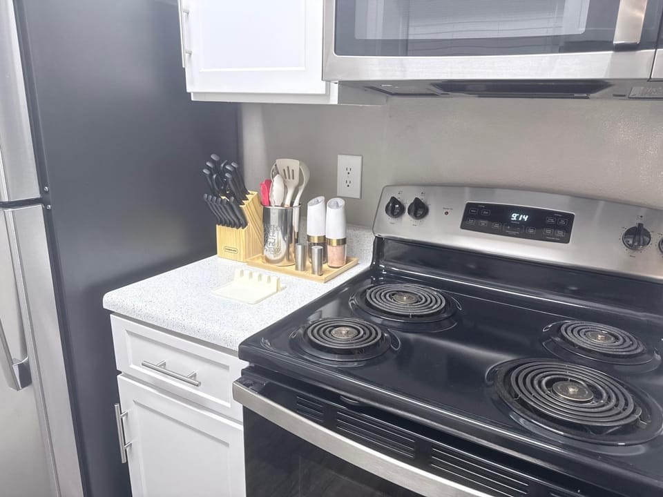 Kitchen or kitchenette, stove