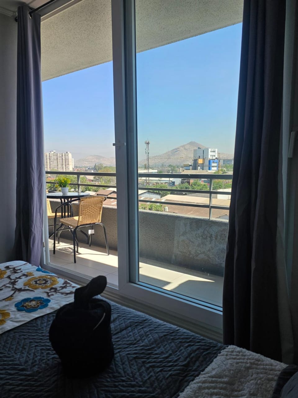 Departamento Entero en Santigo centro, con piscina, a pasos del Parque de Los Reyes y Barrio Yungay FACTURABLE Apartment in Santiago