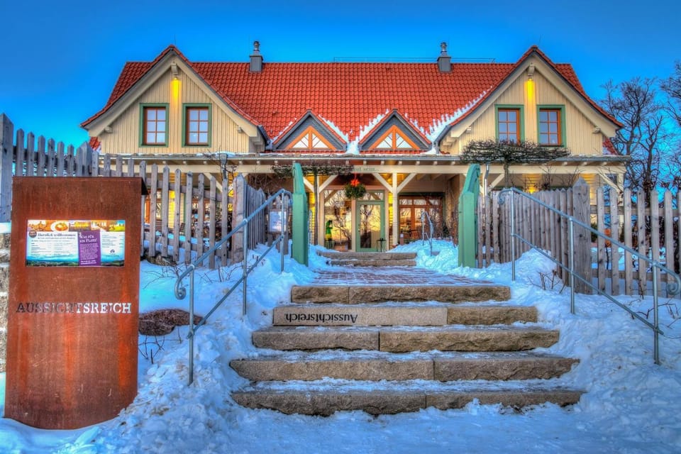 Facade/entrance, Bird's eye view, Winter
