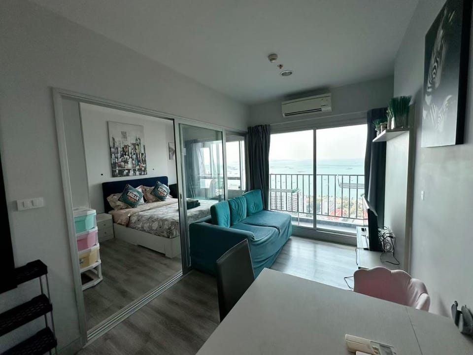 View (from property/room), Photo of the whole room