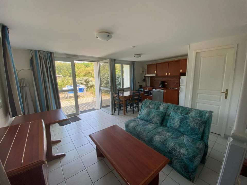 Batz-sur-Mer: Appartement Duplex 2 Chambres, 6 Pers., Parking - FR-1-843-1 Apartment in Batz-sur-Mer