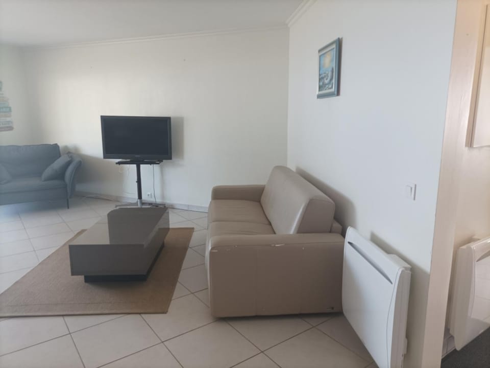 Le Croisic : Appartement Vue Mer, Animaux, Parking, 4 Couchages - FR-1-843-18 Apartment in Le Croisic