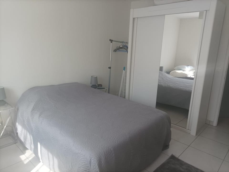 Le Croisic : Appartement Vue Mer, Animaux, Parking, 4 Couchages - FR-1-843-18 Apartment in Le Croisic