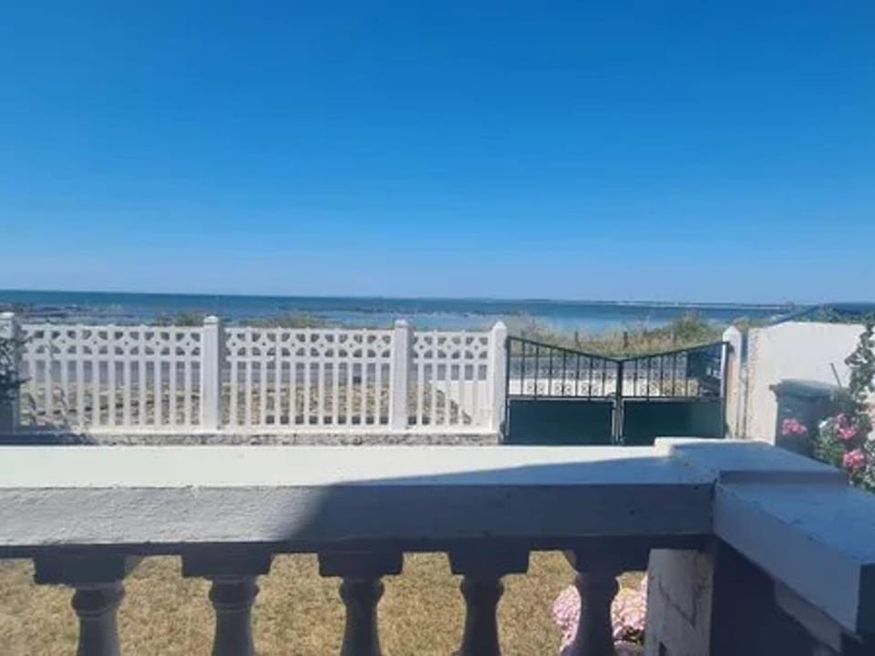 Maison Croisicaise face à la mer, proche plage - FR-1-843-42 House in Le Croisic