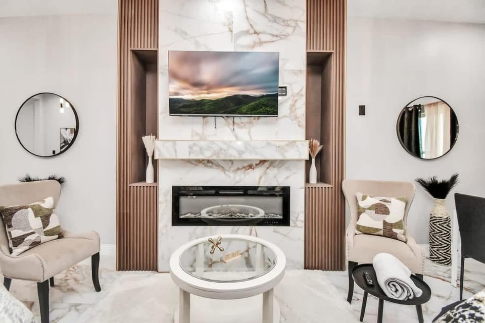 Houston's Marble Gem Near NRG & Medical Center House in Houston