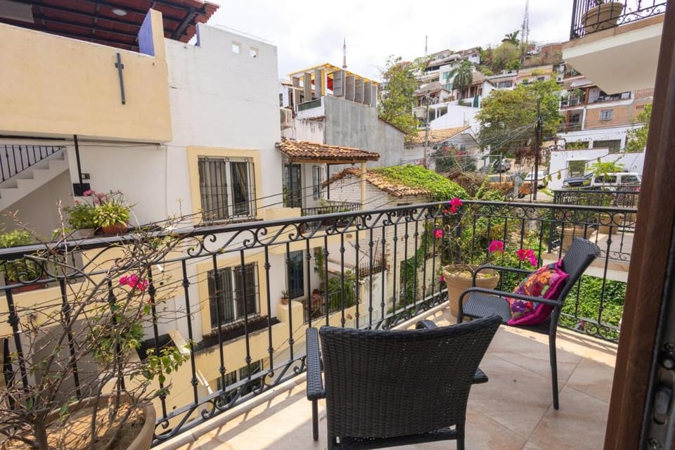 Condominium in the heart of PV 302 Apartment in Puerto Vallarta