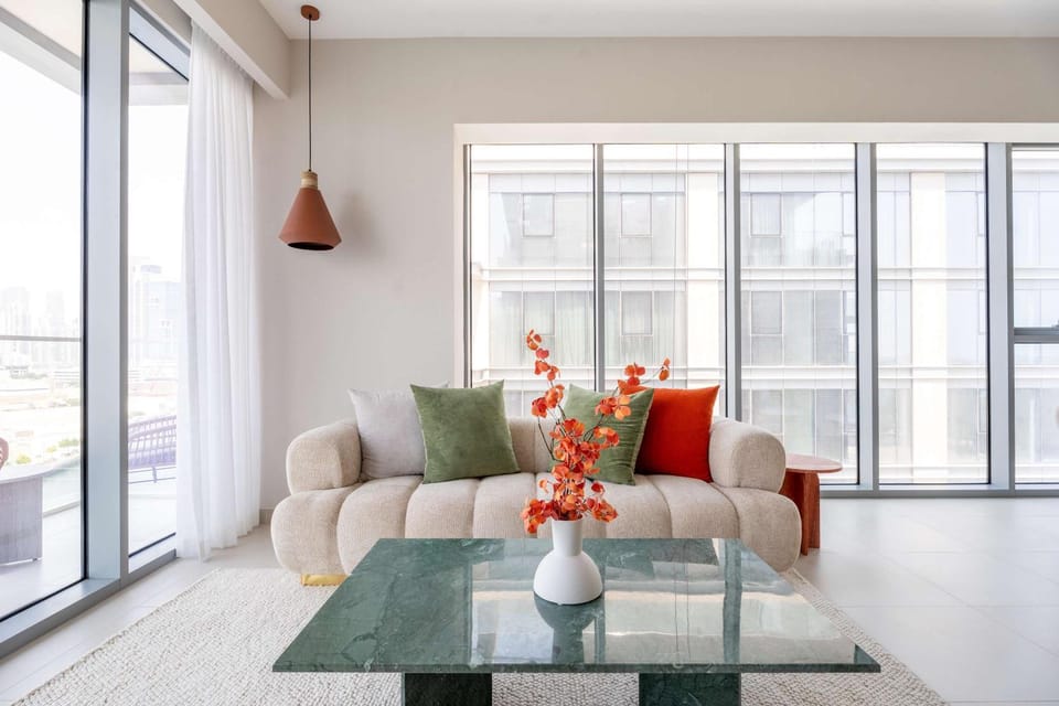 Luxury 3BR & Maid - Canal View - Near Downtown Apartment in Dubai