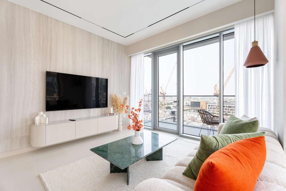 Luxury 3BR & Maid - Canal View - Near Downtown Apartment in Dubai