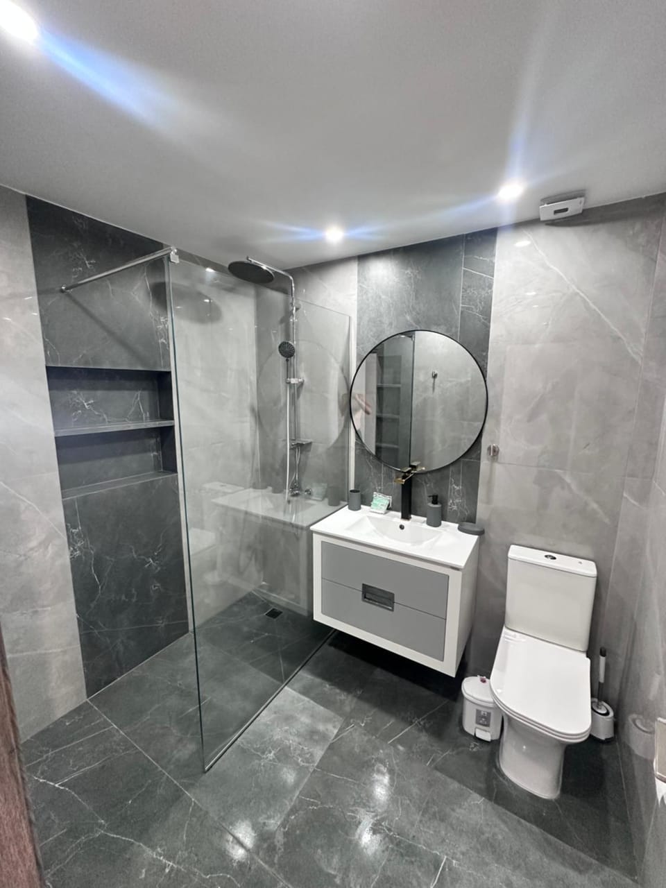 Toilet, Bathroom